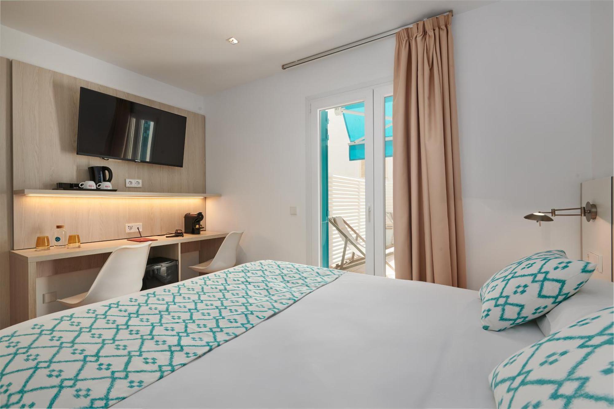 Hotel Colonial Colonia de Sant Jordi Buitenkant foto